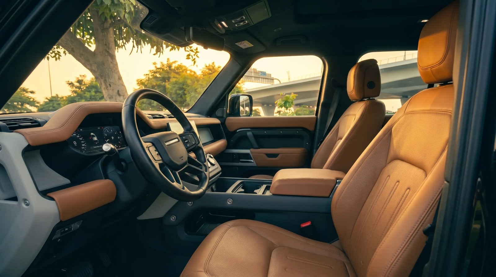 Land Rover Defender — photo 2